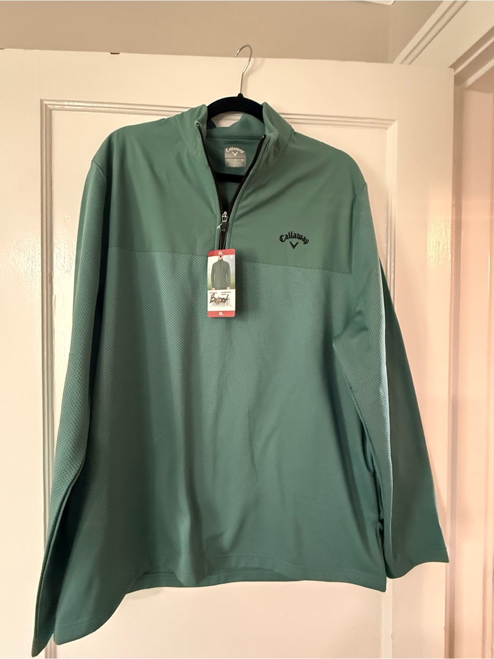 Callaway Men’s Half-Zip Lightweight Jacket in Sage Green